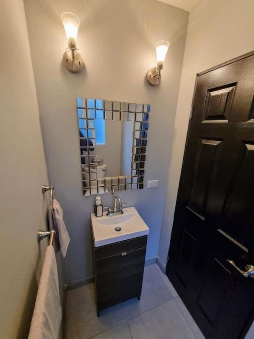 Clean&Equipped, 1-Floor 3-Bedroom Downtown House Ensenada Esterno foto