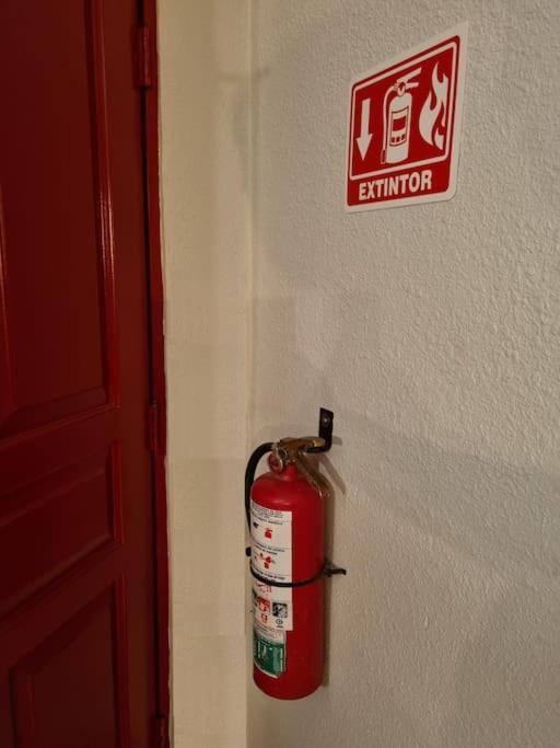 Clean&Equipped, 1-Floor 3-Bedroom Downtown House Ensenada Esterno foto