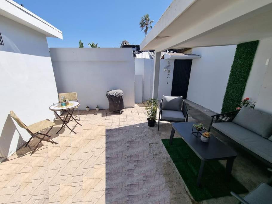 Clean&Equipped, 1-Floor 3-Bedroom Downtown House Ensenada Esterno foto