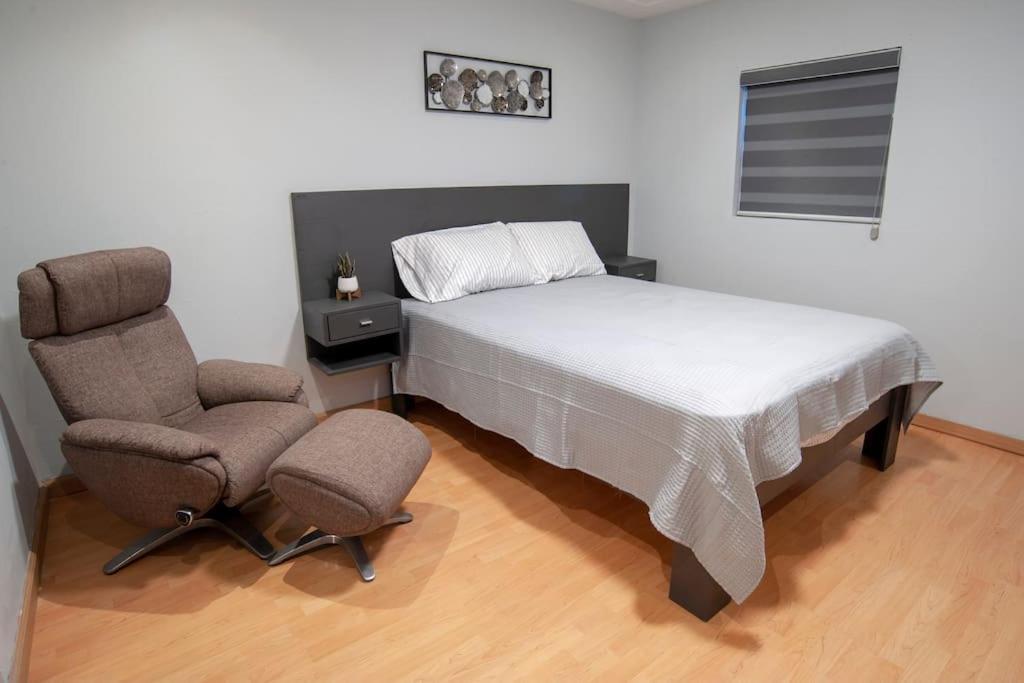 Clean&Equipped, 1-Floor 3-Bedroom Downtown House Ensenada Esterno foto