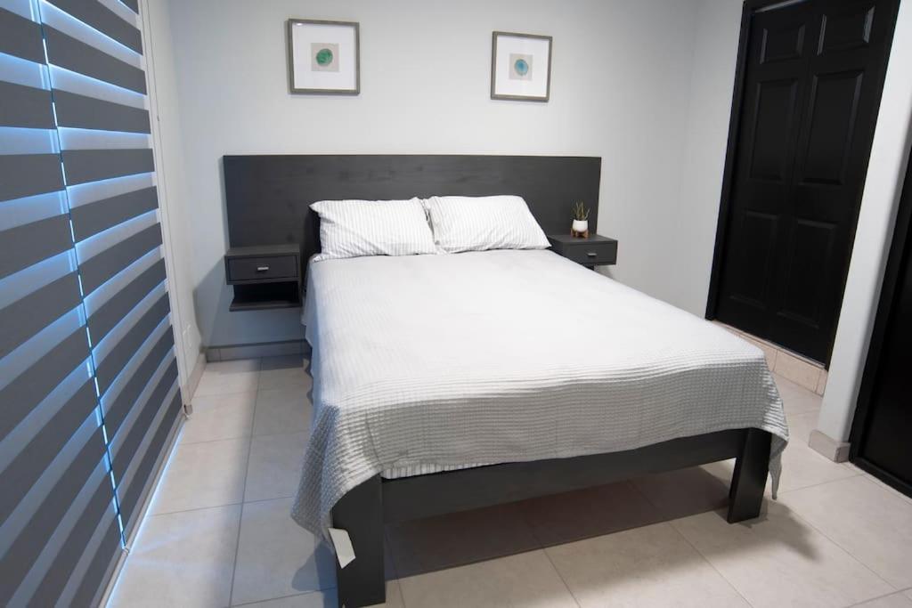 Clean&Equipped, 1-Floor 3-Bedroom Downtown House Ensenada Esterno foto