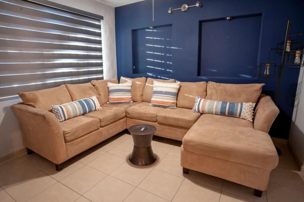 Clean&Equipped, 1-Floor 3-Bedroom Downtown House Ensenada Esterno foto